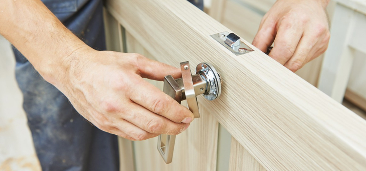 interior door repair Oak Hills
